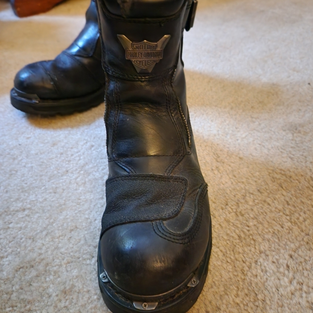 Harley Davidson womens size 9 riding boots